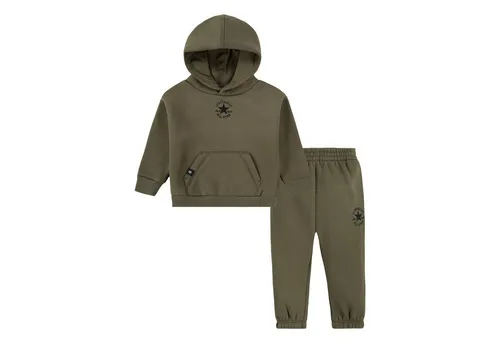 Converse Jogginganzug CNVN SUSTAINABLE CORE PO SET für Babys – Sportlich & Pflegeleicht - 2-teiliges Set aus pflegeleichtem Material, ideal für aktive Babys. Sportlicher Stil mit Rundhalsausschnitt und elastischem Bund für optimalen Komfort.