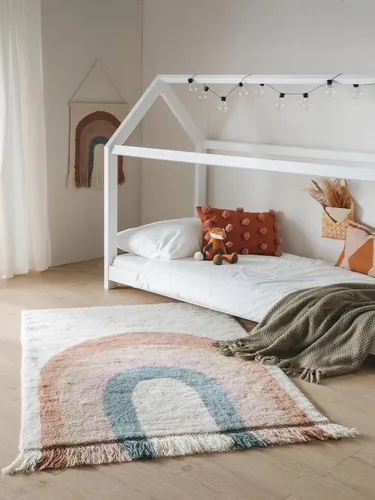Lytte Kinderteppich Rainbow Multicolor 80x120 cm - Bunter Teppich für das Kinderzimmer - Der Lytte Kinderteppich bringt Farbe ins Kinderzimmer und sorgt für eine gemütliche Atmosphäre. Ideal für kreative Spielstunden und als stilvolles Wohnaccessoire, das jedes Zimmer aufwertet.