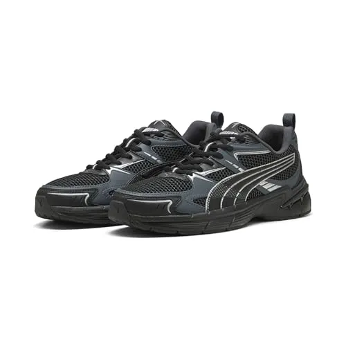 PUMA Milenio Tech 2000 Sneakers für Erwachsene, Schwarz/Grau/Silber, Größe 40 - Moderne Sneakers mit flachem Absatz und regulärer Breite. Ideal für den Alltag mit stilvollem PUMA Branding. Bequem und vielseitig kombinierbar.