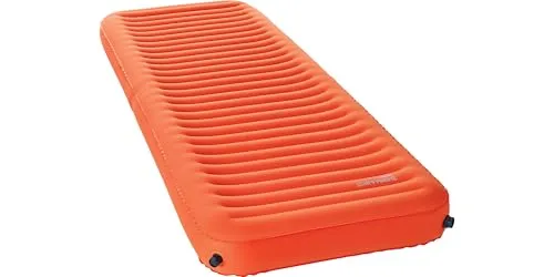 NeoLoft - Luftmatratze ember RW - Isomatte für höchsten Komfort auf Rucksacktouren, ultraleicht und packbar mit 3D-Seitenwand-Konstruktion für Stabilität und optimale Liegefläche.