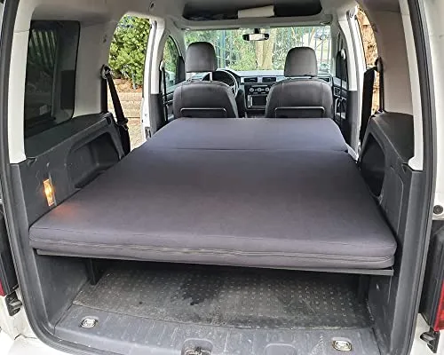 Klappmatratze 2-Teilig für VW Caddy 3/4 (2C) - Individuell angepasste Kaltschaummatratze für VW Caddy, ideal für Camping und Reisen. Leicht zusammenklappbar, mit hochwertigem Bezug und praktischer Aufbewahrungstasche.
