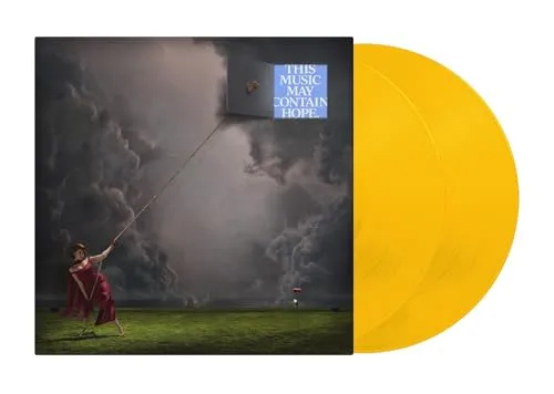 RAYE THIS MUSIC MAY CONTAIN HOPE. - 12" Coloured Vinyl Album - Entdecken Sie das 12" Album 'THIS MUSIC MAY CONTAIN HOPE.' von RAYE auf gelbem Vinyl. Genießen Sie die einzigartigen Klänge des Singer/Songwriter-Genres und lassen Sie sich von der kreativen Vielfalt mitreißen.