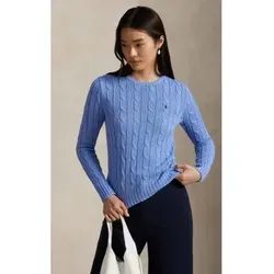 Polo Ralph Lauren Damen Baumwollpullover 211971869009 Blau - Eleganter, schmal geschnittener Pullover aus weicher, gekämmter Baumwolle in charakteristischer Achter-Strickkonstruktion. Ideal für lässige Anlässe und vielfältige Kombinationsmöglichkeiten.