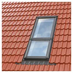 VELUX Dachschräge GIL 2070 Holz THERMO weiß Fenster, 114x92 cm (SK34) - Die VELUX Dachschräge GIL 2070 ist ideal für weiße VELUX Holzfenster. Mit pflegeleichter Oberfläche und Sicherheitsglas für höchste Ansprüche bietet sie eine ansprechende Optik und optimale Lichtverhältnisse.