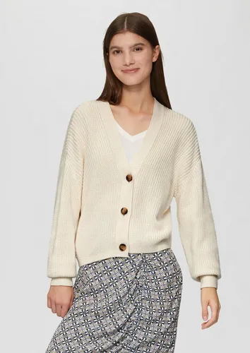 QS Strickjacke mit Rippbündchen, ecru - Cardigan mit atmungsaktivem Strickmaterial, ideal für lässige Outfits. Der V-Ausschnitt und die Rippbündchen sorgen für einen modischen Look und hohen Tragekomfort.