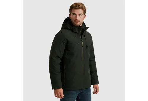 Herren Winterjacke STEARPACKER XL von PME Legend - Moderne Winterjacke mit Tech Down-Füllung für optimale Wärme und geringes Gewicht. Wasserabweisend, mit abnehmbarer Kapuze und mehreren praktischen Taschen – perfekt für Outdoor-Abenteuer.