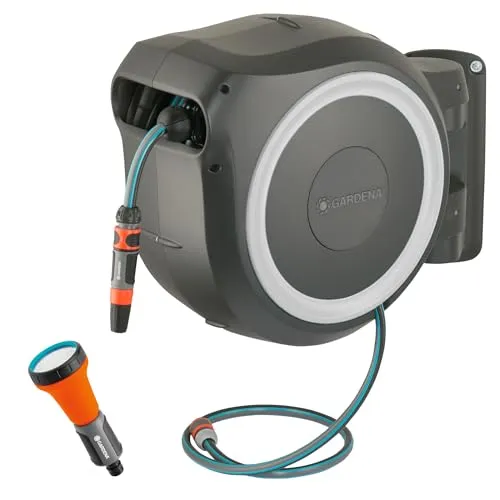 GARDENA Wand-Schlauchbox RollUp M-L (weiß) 25 m - Praktische Wand-Schlauchbox für mittelgroße bis große Gärten. Mit automatischer Aufroll-Technologie und 25 m Qualitätschlauch für eine mühelose Bewässerung. Platzsparend und schwenkbar für optimalen Komfort.
