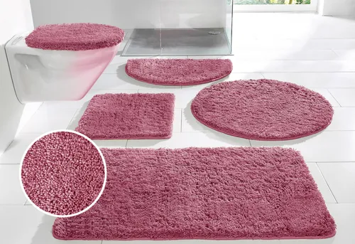 my home Badematte Inga - Rutschhemmender Badteppich in Beere - Stylischer Badteppich aus 100% Polyester, rutschhemmend und fußbodenheizungsgeeignet. Ideal für ein sicheres und gemütliches Badezimmer. Maße: 80 cm x 150 cm x 20 mm.