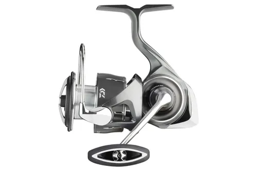 DAIWA 24 Luvias PC LT 3000 - Hochleistungs Angelrolle - Angelrollen, robust und leicht mit einer Übersetzung von 5,2:1 für präzises Angeln und optimale Kontrolle.