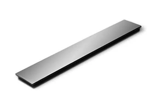FACKELMANN 86911 Magnetleiste, Kunststoff, schwarz - Magnete für Magnettafeln & -bänder, clevere Aufbewahrungslösung ohne Bohren – unentbehrlich für jeden Haushalt.