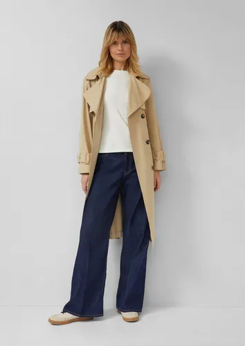 s.Oliver Leichter Trenchcoat aus Lyocell - Stylischer Trenchcoat aus hochwertigem Lyocell mit Relaxed Fit. Ideal für Outdoor-Anlässe, ausgestattet mit Gürtelschlaufen und praktischen Taschen.