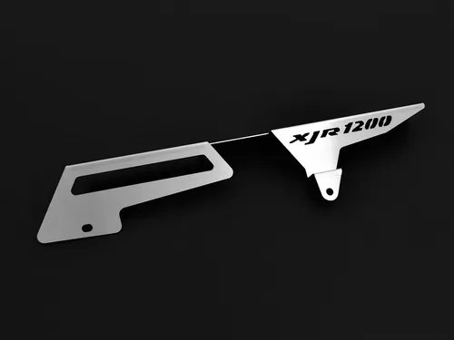 Yamaha XJR 1200 Kettenschutz Logo Silber - Hochwertiger Kettenschutz aus Edelstahl für Yamaha XJR 1200 (BJ 1994-98), gebürstete und pulverbeschichtete Oberfläche, idealer Schutz und langlebig im Einsatz.