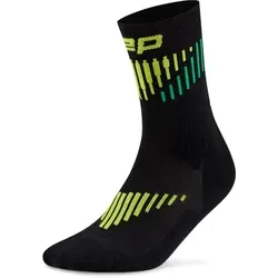 Cep Herren Core Run Merino Mid Cut Socks 5.0 schwarz - Herrensocken für ambitionierte Läufer, atmungsaktiv und feuchtigkeitsregulierend, mit reflektierenden Details für bessere Sichtbarkeit bei Dunkelheit.