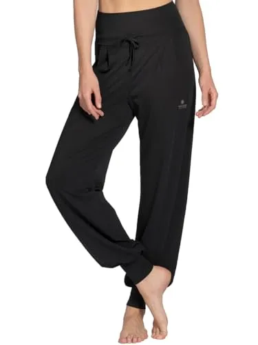 Magadi Yogahose Florence Black L – Bequeme Yoga-Hose - Optimal für Yoga-Praxis: Die Magadi Yogahose bietet durch den weichen Bund und die elastischen Knöchelbündchen höchsten Tragekomfort. Hergestellt aus nachhaltigen Materialien für ein angenehmes Tragegefühl.