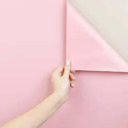 MARAPON Klebefolie für Möbel in Rosa 90x200 cm - selbstklebende Möbelfolie in Matt, kinderleicht zuzuschneiden und rückstandslos entfernbar