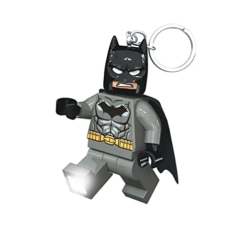 LEGO DC Super Heroes Batman Minifigur Schlüsselanhänger - Praktischer Schlüsselanhänger mit Batman LEGO Minifigur für DC-Fans. Ideal für den täglichen Gebrauch und eine tolle Ergänzung für jeden Schlüsselbund.