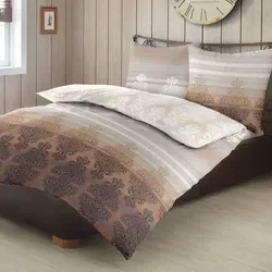 Traumschlaf Feinbiber Bettwäsche Aura beige 135x200 cm - Gemütliche Feinbiber Bettwäsche in elegantem beige-braunem Design. Weich, warm und perfekt für kalte Nächte – für erholsamen Schlaf und kuschelige Stunden.