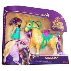 Unicorn Academy Doll & Unicorn - Ava & Leaf 6069631 - Spielzeug für fantasievolles Spielen, mit detailreicher Puppe Ava und ihrem Einhorn Leaf für zauberhafte Abenteuer.