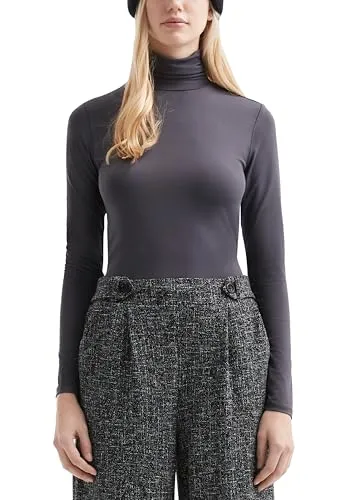 QS Schmales Langarmshirt mit Rollkragen - Stylisches Slim Fit Langarmshirt aus weichem Jersey, elastisch und bequem. Ideal für lässige Looks und vielseitige Kombinationen.