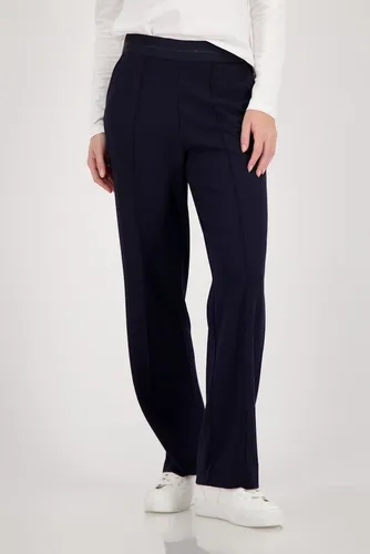 Monari 2-in-1-Hose blau Größe 44 - Vielseitige 2-in-1-Hose in elegantem Marineblau, ideal für jeden Anlass. Kombinierbar und aus hochwertigem Material für optimalen Tragekomfort.