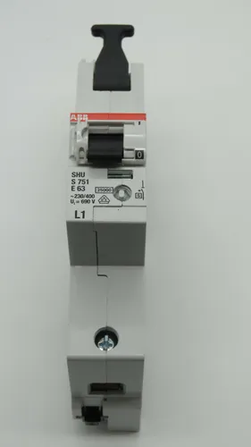 ABB HLS-Schalter S751-E63L2 IP40 Hauptleitungsschutzschalter - Leistungsschalter mit 63A Nennstrom, ideal für den Schutz Ihrer Elektroinstallation bei einer maximalen Abschaltkapazität von 25 kA.