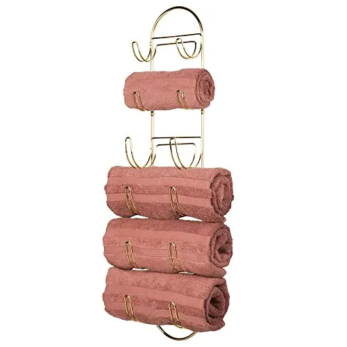 mDesign Handtuchhalter zur Wandmontage – Elegantes Badzubehör in Messingfarbe - Duschkörbe & Duschablagen – Stilvolle Handtuchablage aus Metall, perfekt für Badezimmer und Gäste-WC, sorgt für Ordnung und Eleganz.