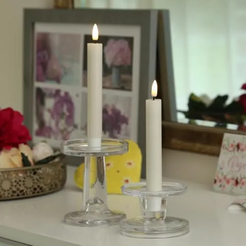 MARELIDA LED Stabkerzen mit 3D Flamme – 2 Stück Echtwachs 15cm - Genieße die Atmosphäre mit den MARELIDA LED Stabkerzen! Die realistische 3D Flamme und das Echtwachs-Design sorgen für eine elegante Tischdekoration. Mit bis zu 300 Stunden Leuchtdauer und optionaler Fernbedienung sind sie ideal für jeden Anlass.