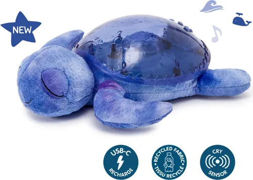 cloud-b® Tranquil TurtleTM Purple - Wiederaufladbar - Kinderlampen: Beruhigende Schildkröte aus 100% recycelten Materialien, projiziert sanfte Meereswellen und sorgt für entspannte Nächte.