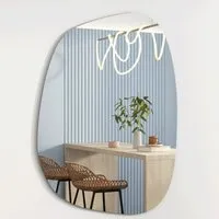 Albatros Designerspiegel Asymmetrisch 90 x 70 cm – Moderner Wandspiegel - Dekorativer Wandspiegel in asymmetrischer, organischer Form – ideal für kreative Raumgestaltungen. Hochwertiges Floatglas sorgt für klare Sicht und einfache Installation.