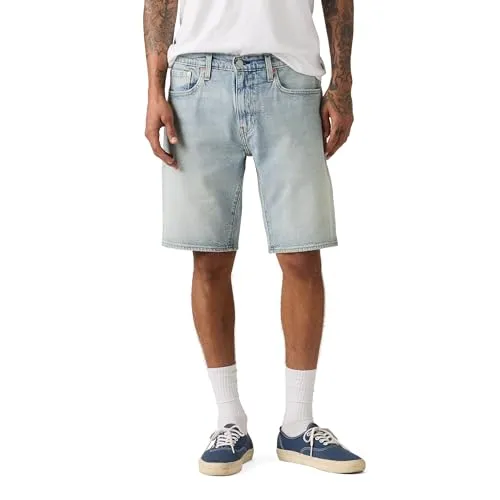 Levi's Standard Shorts Indigo Commercials S 405 - Lässige Jeansshorts von Levi's aus hochwertiger Baumwollmischung. Mit leichten Used-Effekten und klassischer 5-Pocket-Form sind sie der ideale stylische Begleiter für den Sommer.