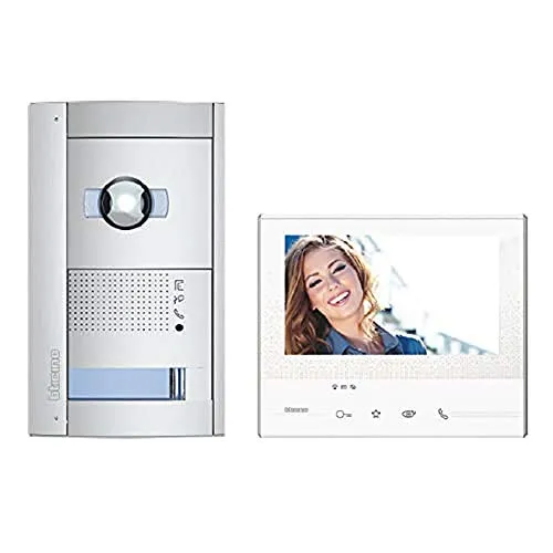 BTICINO Flex’ONE Video-Set mit Türstation SFERA + N & D-Kamera - Haus-Alarmanlagen mit 7" LCD-Touchscreen und Smartphone-Anbindung für einfache Bedienung und Sicherheit. Genießen Sie Push-Nachrichten und Live-Kameraansicht direkt auf Ihrem Smartphone.