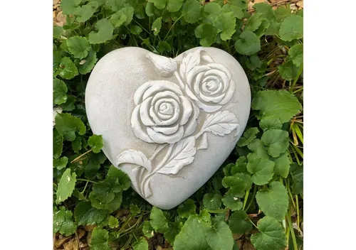 Radami Gartenfigur Grabherz Rosen - Handgefertigter Gedenkstein für liebevolle Erinnerungen - Figuren - Ein einzigartiges Trauerherz aus Handarbeit, das Trost spendet und Erinnerungen liebevoll bewahrt.