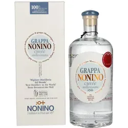Nonino Grappa Millesimata Cuvée 40% Vol. 0,7l in Geschenkbox - Hochwertiger Grappa aus selektiven Trauben, vereint in einer stilvollen Geschenkbox. Ideal für Genießer, die das Besondere suchen und ein edles Geschenk schätzen.