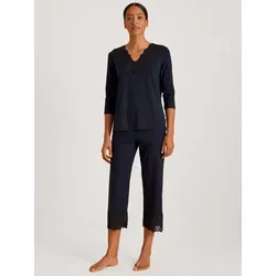 CALIDA Elegant Dreams 7/8-Pyjama Damen - Luftiger 7/8-Pyjama mit Spitzendetails, ideal für entspannte Nächte und perfekten Komfort dank elastischem Bund und TENCEL-LYCRA-Mix.