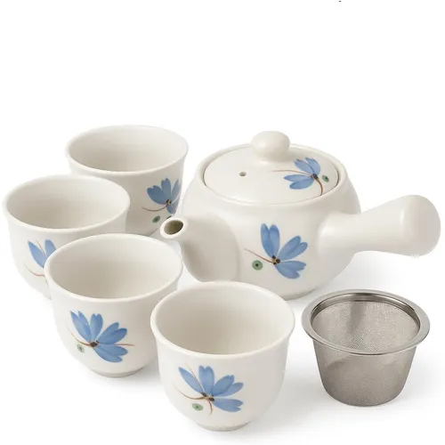 goodwei Japanisches Kyusu Teeset - Seitengriffkanne mit Edelstahlsieb & 4 Teetassen - Tee-Geschenkideen: Authentisches Teeset mit Seitengriffkanne und 4 Tassen für perfekten Grünen Tee, inklusive Edelstahlsieb für aromatreue Zubereitung.