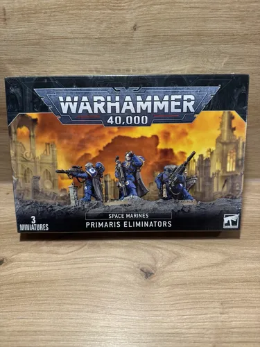 Warhammer 40.000 - Space Marines Eliminators Bausatz - 40K Miniaturen, 60 Teile für den Bau von 3 hochwertigen Eliminators, ideal für Sammler und Hobbyisten, unbemalt und anpassbar.