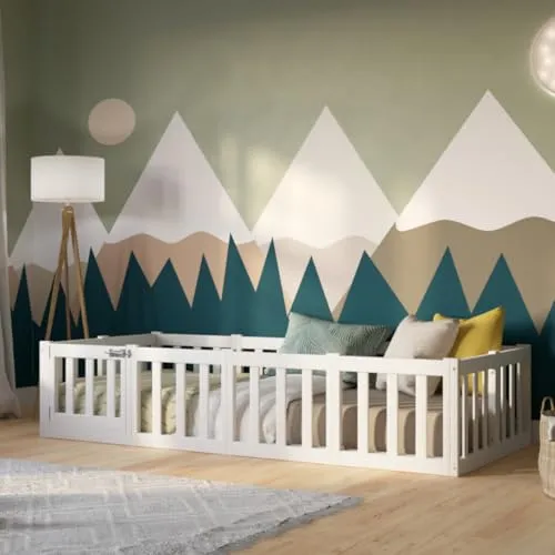 Crazy Pine Kinderbett 120x200 cm – Montessori Bodenbett mit Rausfallschutz 40cm und Öffnbarer Barriere - Weiß mit Glatter Oberfläche - Perfekt für Jungen und Mädchen Crazy Johnny