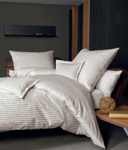 Janine Modern Classic 3912 Bettwäsche Set - Premium Mako-Satin Wendebettwäsche in Naturell, ideal für ganzjährigen Komfort und Stil mit kuscheliger Wärme im Winter und Leichtigkeit im Sommer.