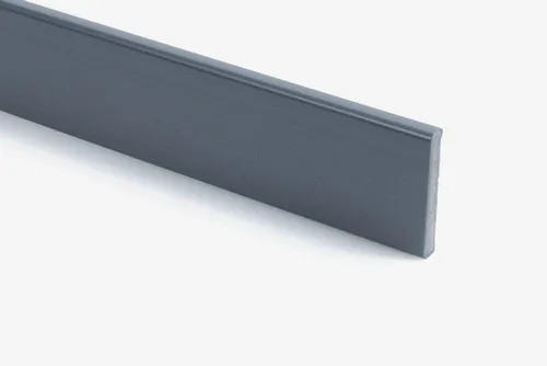 Primo Flachleiste 220 cm anthrazit 25 x 4,5 mm - Elegante Flachleiste in anthrazit, ideal für den perfekten Abschluss von Fußböden und Wänden. Langlebig und vielseitig einsetzbar, sorgt sie für ein harmonisches Wohnambiente.