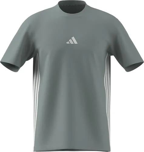 adidas Sportswear Herren T-Shirt "M 3S SJ T", Gr. XXL, wonder sage/weiß - Das adidas T-Shirt bietet optimalen Tragekomfort aus weichem Single Jersey. Die ikonischen 3-Streifen und das Logo verleihen deinem sportlichen Look das gewisse Etwas. Ideal für lässige Outfits!