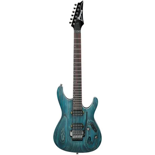 Ibanez S520AH-OBF Cosmic Blue Flat - E-Gitarre - Gitarren der S Standard-Serie mit Esche-Korpus und Palisander/Holz-Hals, ausgestattet mit 2x Quantum Tonabnehmer für kraftvollen Klang in Cosmic Blue Flat.