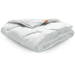 Sleepling Ganzjahresdecke 200x220 cm - Hochwertige Bettdecke aus 100% feiner Mikrofaser, Öko-Tex 100 zertifiziert. Allergikerfreundlich, waschbar bis 60 Grad und ideal für ganzjährig angenehmen Schlaf.