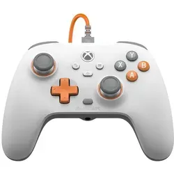 GameSir T7 Wired Controller - Driftfreies Gaming für Xbox Series X|S, Xbox One & PC - Gamepad mit Hall-Effekt Joysticks für bis zu 5 Millionen Zyklen, ergonomisches Design und 3,5mm Audio Jack für beeindruckenden Klang und Kommunikation.