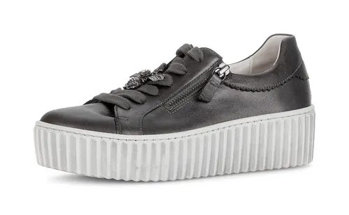 Gabor Plateausneaker mit Best Fitting-Ausstattung - Sneaker in silberfarbenem Kalbsleder mit optimaler Passform für höchsten Tragekomfort und stilvolles Design. Ideal für sportliche Freizeitlooks.