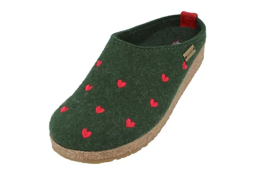Haflinger Grizzly Cuoricino Filzclog - Unisex Hausschuh mit Herzmotiv - Bequemer Hausschuh aus reinem Wollfilz in grün, ideal für gemütliche Stunden zu Hause und mit einem liebevollen Herzmotiv für einen besonderen Look.