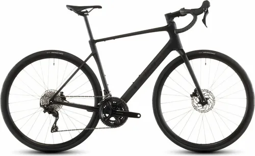 Cube Attain C:62 Race Rennrad 28" blackline - 58 cm - Rennrad mit leichtem Carbonrahmen und sportlicher Geometrie für optimale Geschwindigkeit und Fahrkomfort auf der Straße.