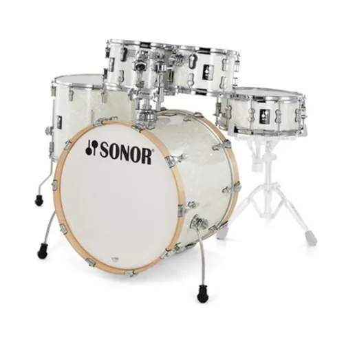 Sonor AQ2 Stage Shell Set White Pearl - 5-teiliges Schlagzeug-Set mit 7-lagigen Ahorn-Kesseln in edlem White Pearl-Finish. Ideal für Bühnenauftritte und Proben, inklusive DTH 4000 Doppeltomhalter.
