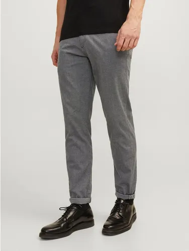 JACK & JONES Male Chino Marco Fury AKM - Wanderhose mit Slim Fit und Enzymwaschung für extra Weichheit. Der Stretchanteil garantiert hohen Tragekomfort – ideal für aktive Tage in der Natur.