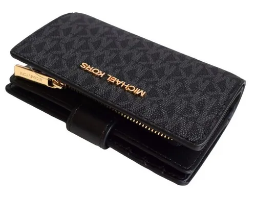 MICHAEL KORS Damen Geldbörse Wallet JET SET TRAVEL BIFOLD ZIP schwarz - Damentaschen: Stilvolle Geldbörse mit elegantem MK-Logo, praktische Bifold-Design und luxuriösem goldenen Druckknopfverschluss.