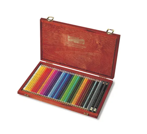 KOH-I-NOOR Buntstift Polycolor 36er Set im Holzkoffer - Entdecken Sie die KOH-I-NOOR Polycolor Künstlerfarbstifte im praktischen Holzkoffer. Ideal für kreative Projekte, zeichnen sie sich durch lebendige Farben und hohe Qualität aus.